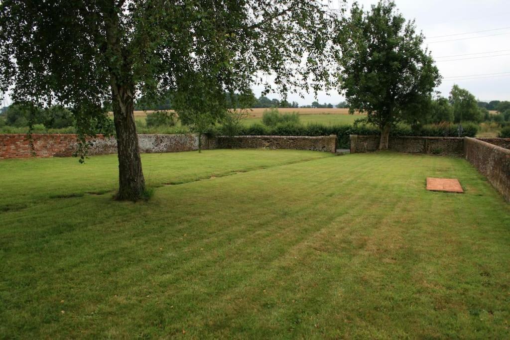 Holiday home In Lovely Setting.ten Minutes To Longleat North Bradley